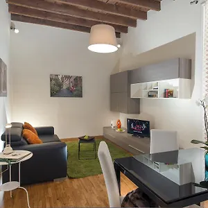 Apartamento Fl Charming Flat In The Heart Of Trastevere, Roma